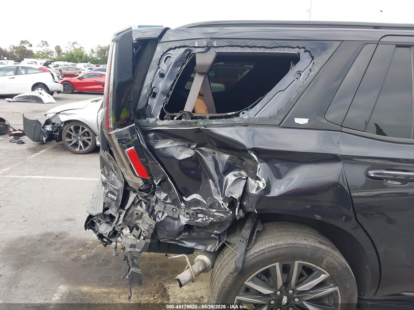 CADILLAC ESCALADE - zdjęcie 18