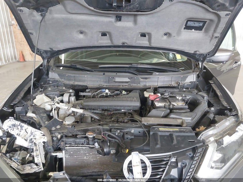 VIN 5N1AT2MM9HC747591 2017 NISSAN ROGUE SV