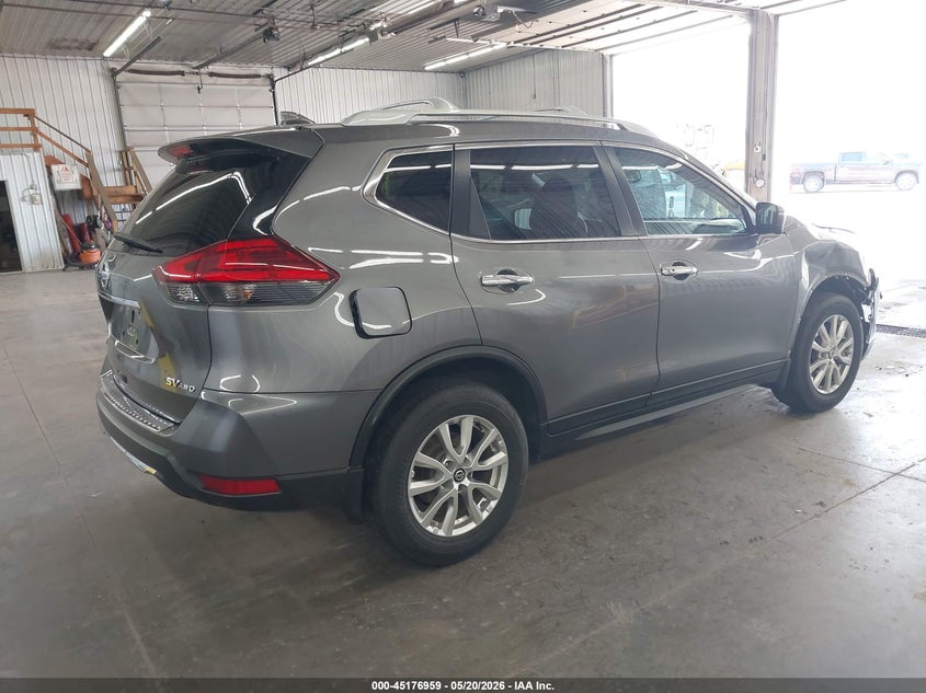 VIN 5N1AT2MM9HC747591 2017 NISSAN ROGUE SV