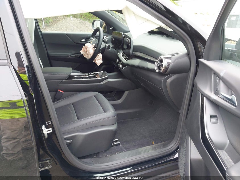 2026 CHEVROLET EQUINOX auction photo 5