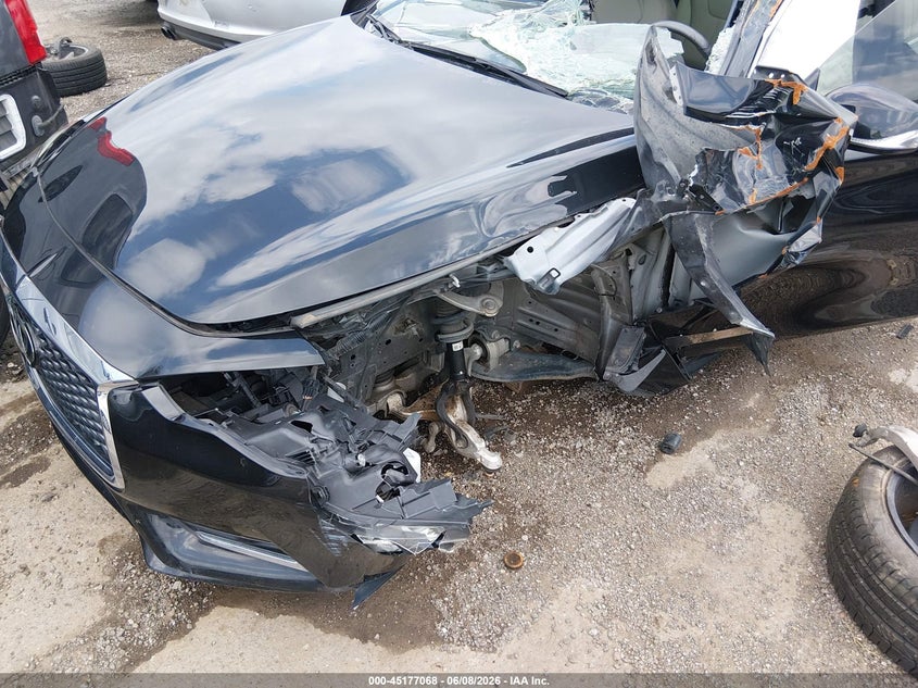 2019 INFINITI Q60 auction photo 6