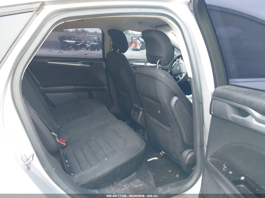 2013 FORD FUSION auction photo 8