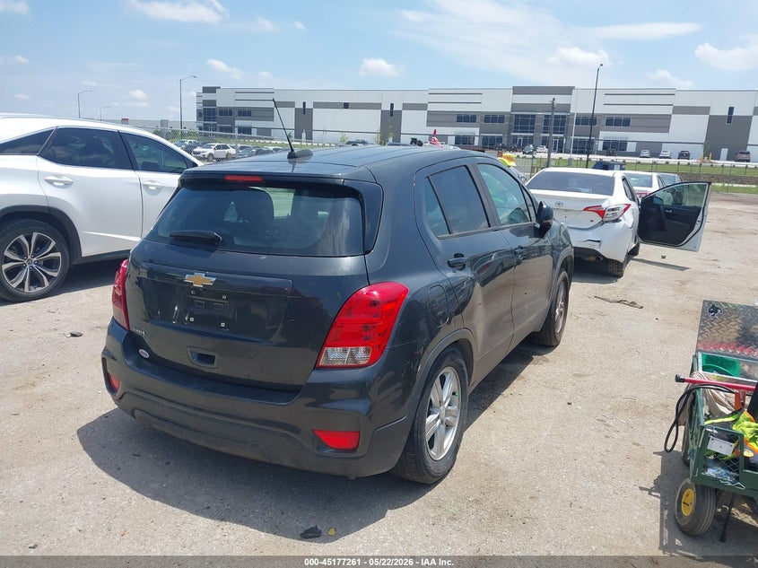 2020 CHEVROLET TRAX auction photo 4