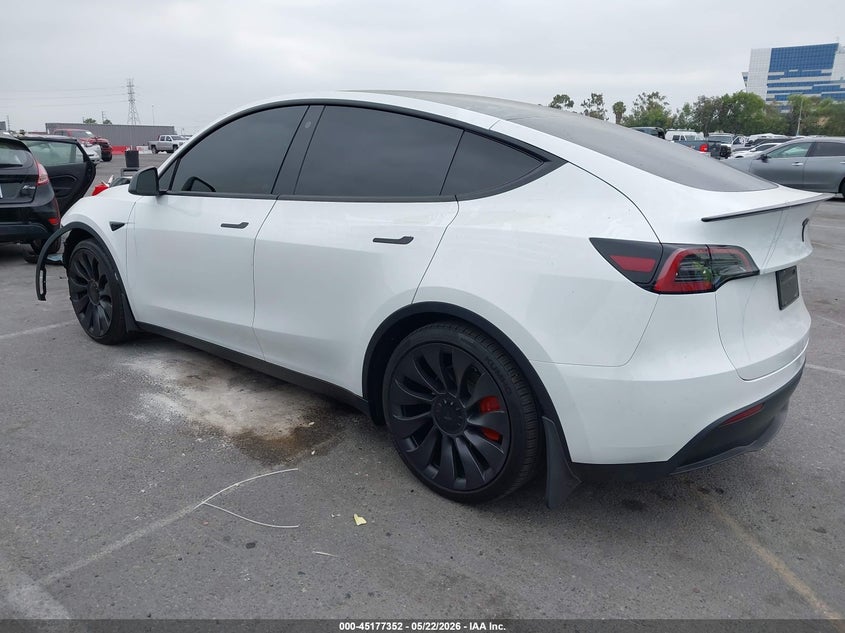Vin: 7saygdef4pf611358, lot: 45675038, tesla model y performance dual motor all-wheel drive 20233