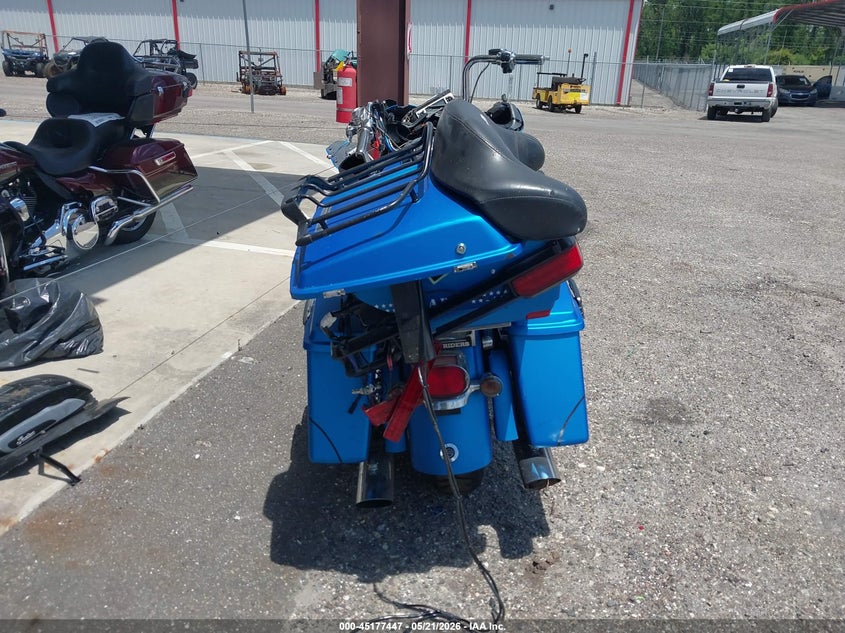 2011 Harley-Davidson Fltruse VIN: 1HD1TA810BB956552 Lot: 45177447