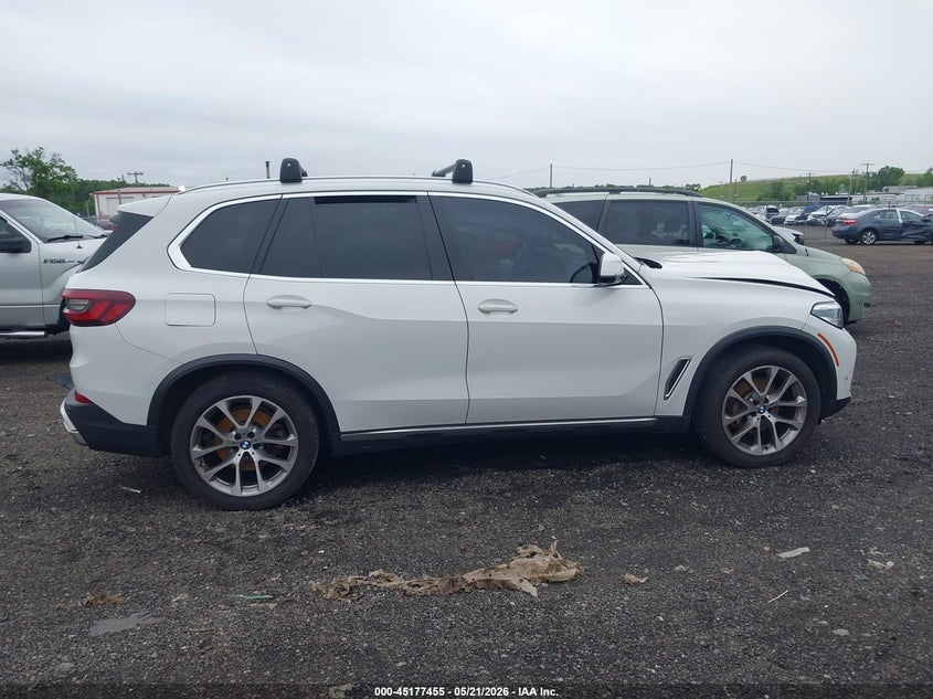 VIN 5UXCR6C06N9K10251 2022 BMW X5 XDRIVE40I