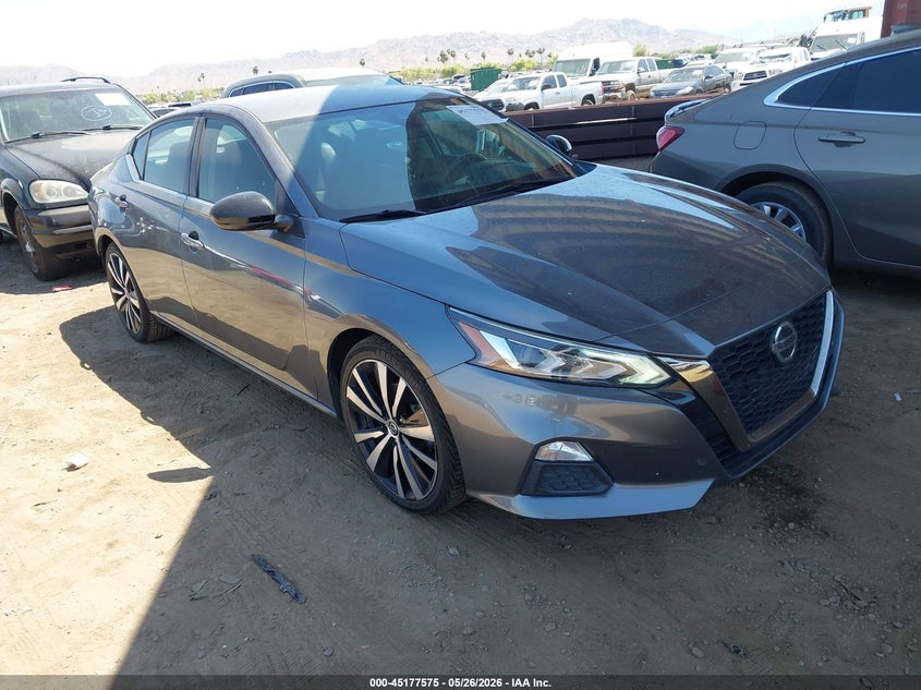 2020 NISSAN ALTIMA SR FWD