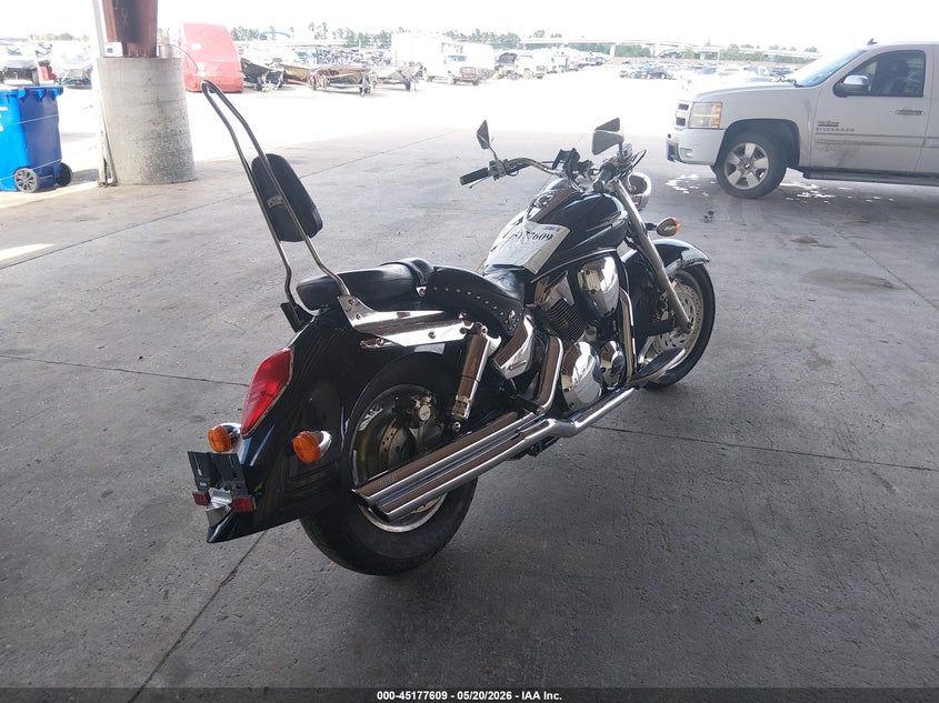 2009 HONDA VTX MOTO 2