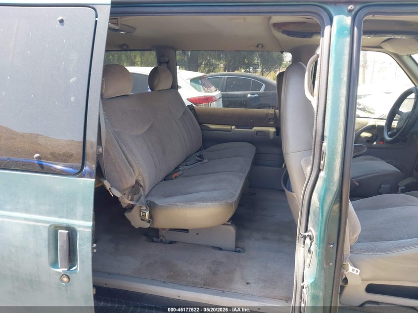 1998 Chevrolet Astro VIN: 1GNDM19W8WB204519 Lot: 45177622