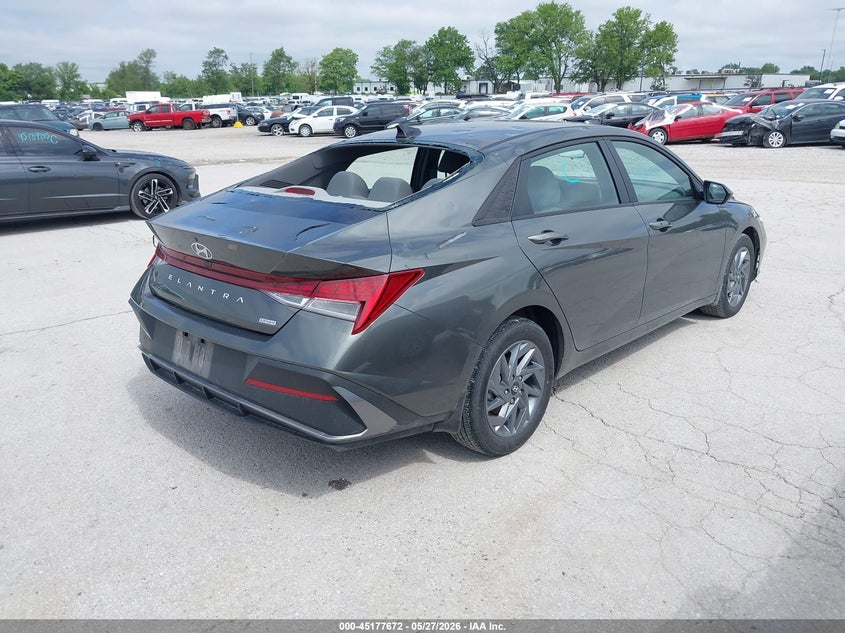 AtlanticExpress - Hyundai Elantra