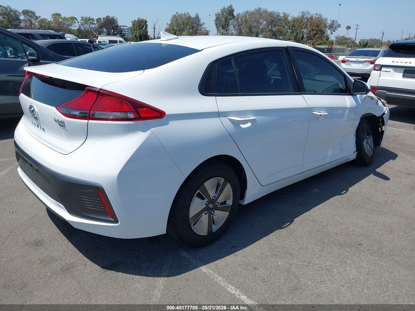 Vin: kmhc65lc8mu252846, lot: 45675391, hyundai ioniq hybrid blue 20214
