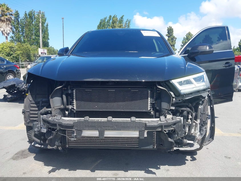 2020 AUDI Q5 PREMIUM PLUS 55 TFSI E QUATTRO S TRONIC — Photo 6