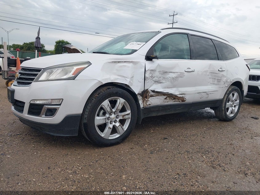 2016 CHEVROLET TRAVERSE auction photo 2