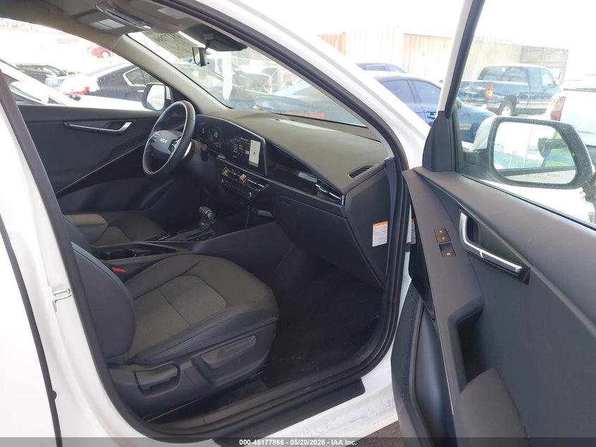 2025 KIA NIRO 1.6L I-4 DI, DOHC, V(VIN: KNDCR3LE6S5257844