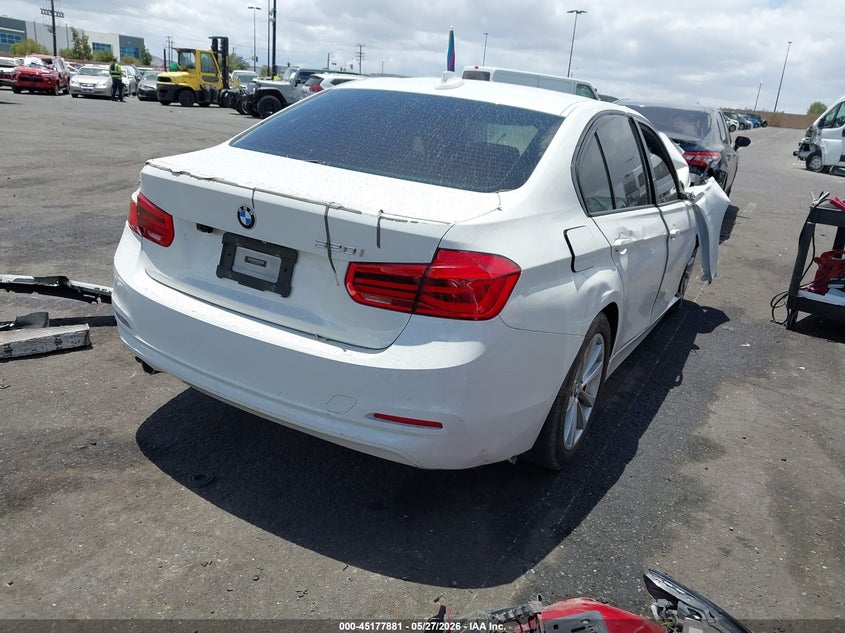 Vin: wba8a9c54jk623460, lot: 45675567, bmw 320i 20184