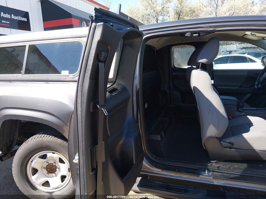 2021 TOYOTA TACOMA auction photo 8