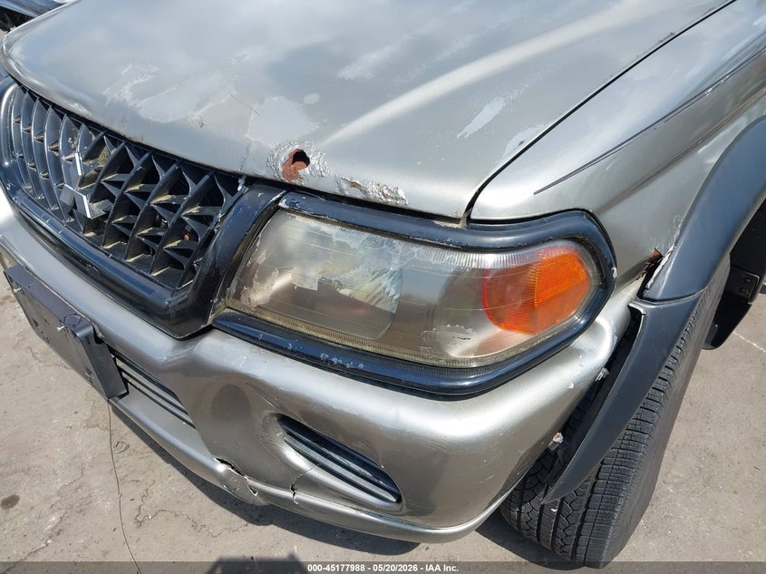 2003 MITSUBISHI MONTERO SPORT auction photo 6