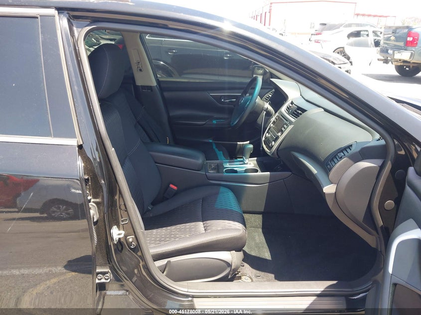 2018 NISSAN ALTIMA auction photo 5