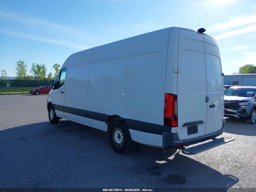 2019 MERCEDES-BENZ SPRINTER 2500 auction photo 3
