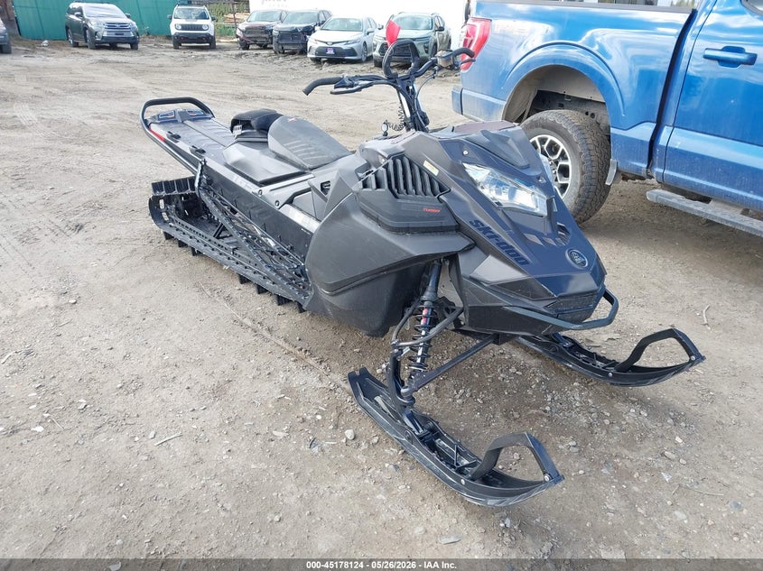 2022 SKI-DOO SUMMIT X 670 auction photo 1