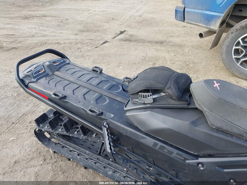 2022 SKI-DOO SUMMIT X 670 auction photo 8