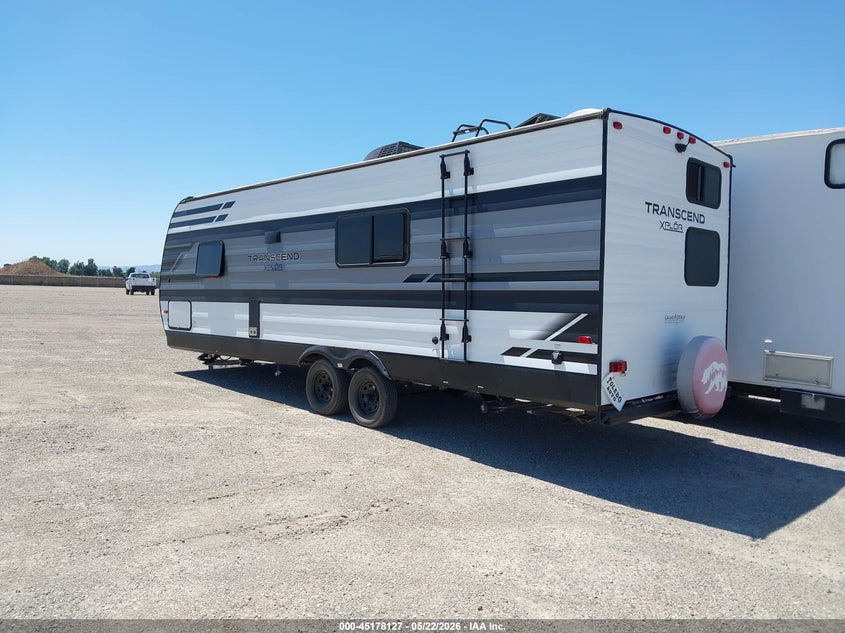 2021 GRAND DESIGN TRANSCEND auction photo 3