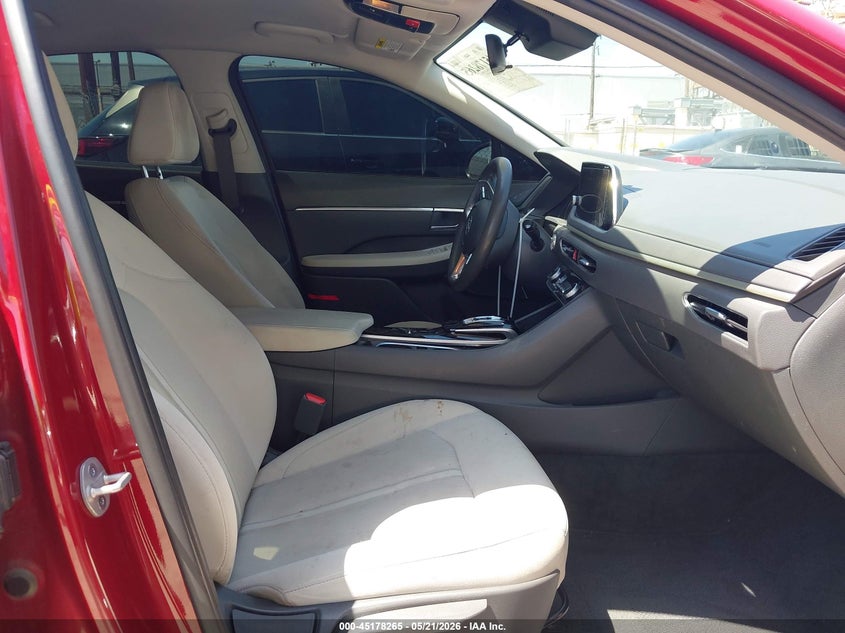2023 HYUNDAI SONATA auction photo 5