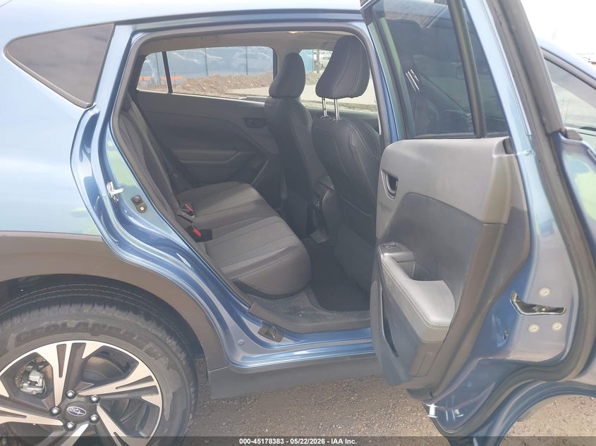 2024 SUBARU CROSSTREK auction photo 8