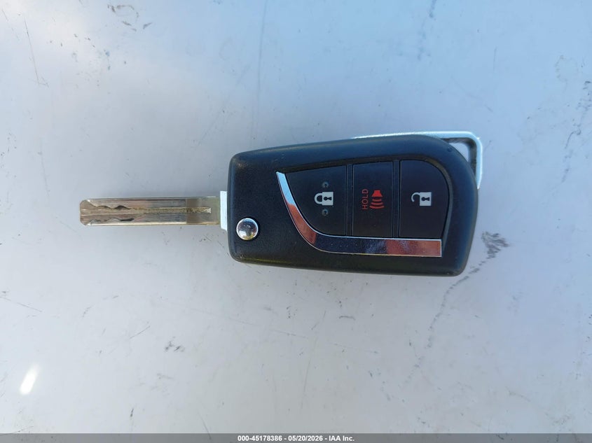 2018 Toyota C-Hr Xle/Xle Premium VIN: NMTKHMBX7JR012971 Lot: 45178386