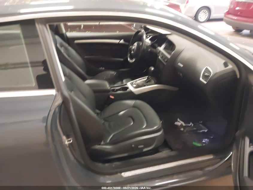 AUDI A5 2011 VIN WAULFAFR9BA067004