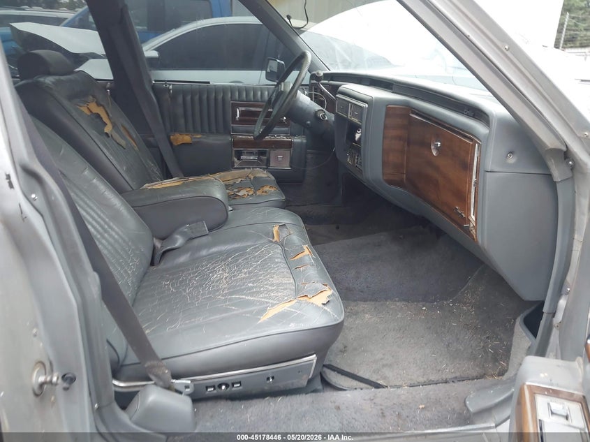 1988 CADILLAC BROUGHAM auction photo 5