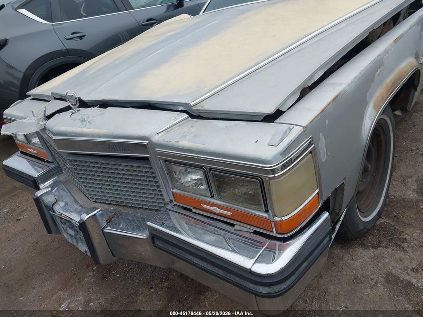 1988 CADILLAC BROUGHAM auction photo 6