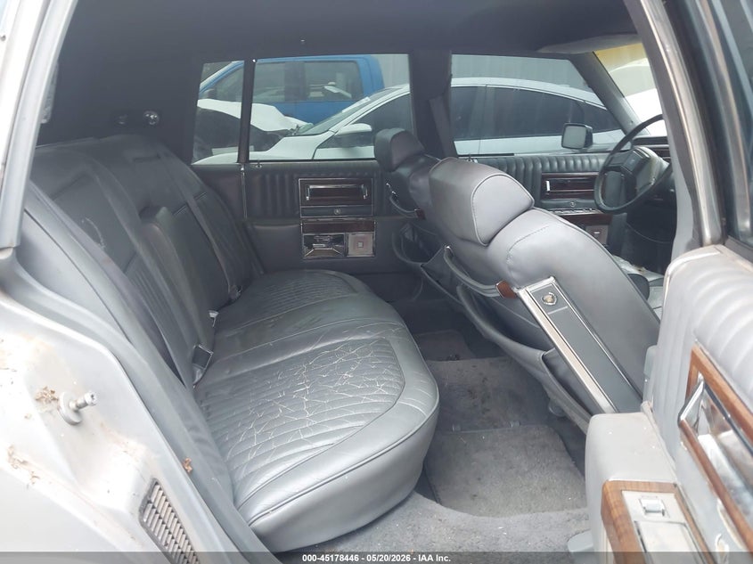 1988 CADILLAC BROUGHAM auction photo 8