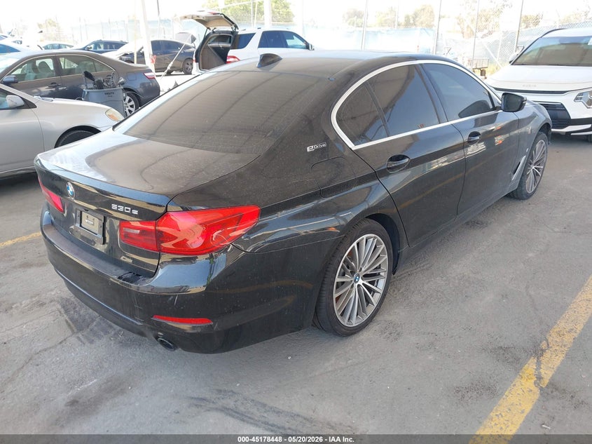 2019 BMW 530E auction photo 4