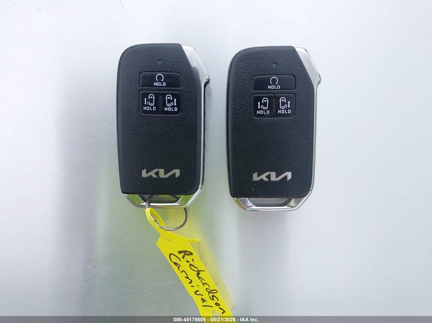 2024 KIA CARNIVAL MPV EX · Photo 11