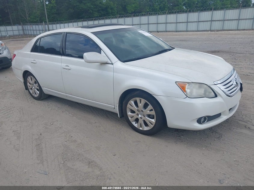 2010 TOYOTA AVALON XLS