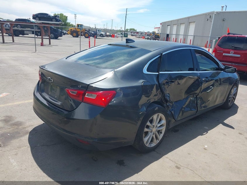 2017 CHEVROLET MALIBU auction photo 4