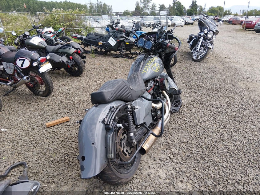 HARLEY-DAVIDSON FLTRXS 2022