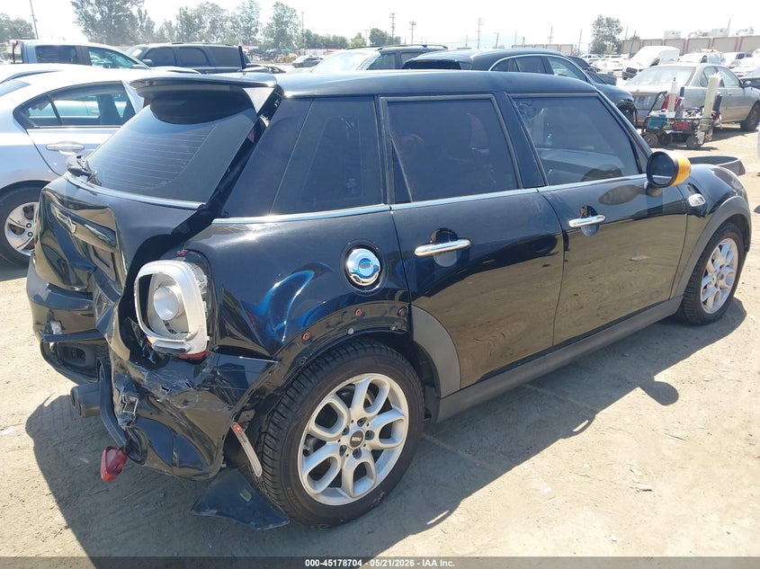 Vin: wmwxu3c55f2b66572, lot: 45676390, mini hardtop cooper s 20154