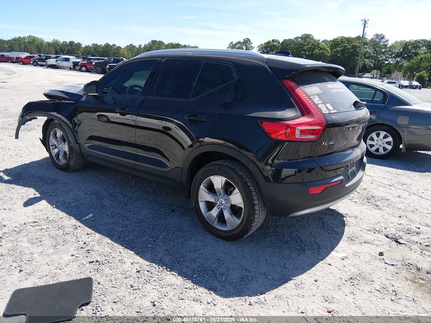 Vin: yv4ac2hkxl2336225, lot: 45676447, volvo xc40 t4 momentum 20203