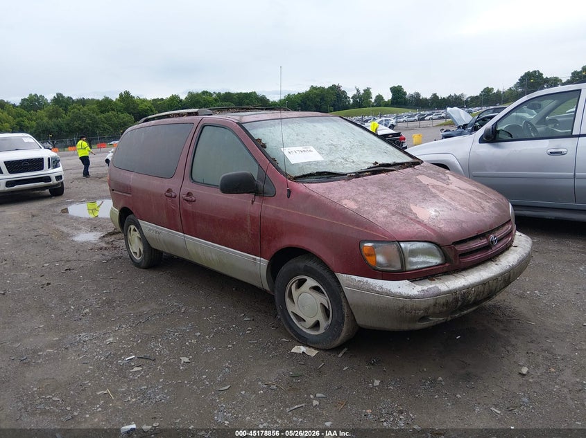 2000 TOYOTA SIENNA LE/XLE