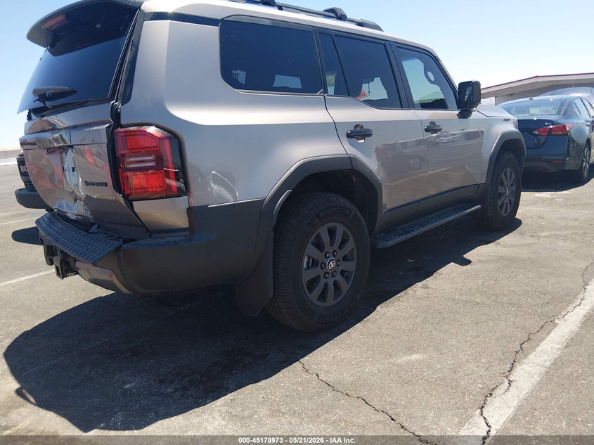 2026 TOYOTA LAND CRUISER auction photo 4
