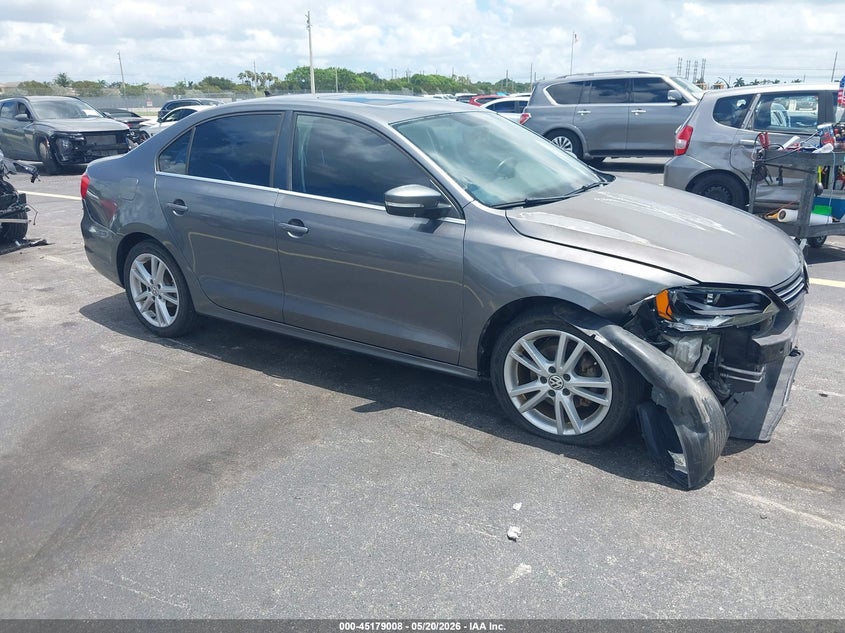 2012 VOLKSWAGEN JETTA 2.5L SEL