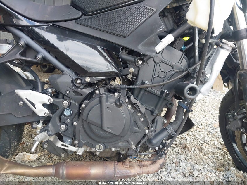 2018 Kawasaki Ex400 VIN: JKAEXKH19JDA08261 Lot: 45179090