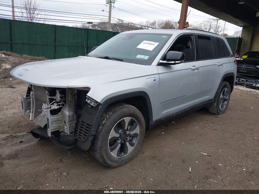 2023 JEEP GRAND CHEROKEE 4XE auction photo 2