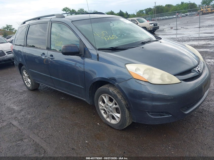 2006 Toyota Sienna Le