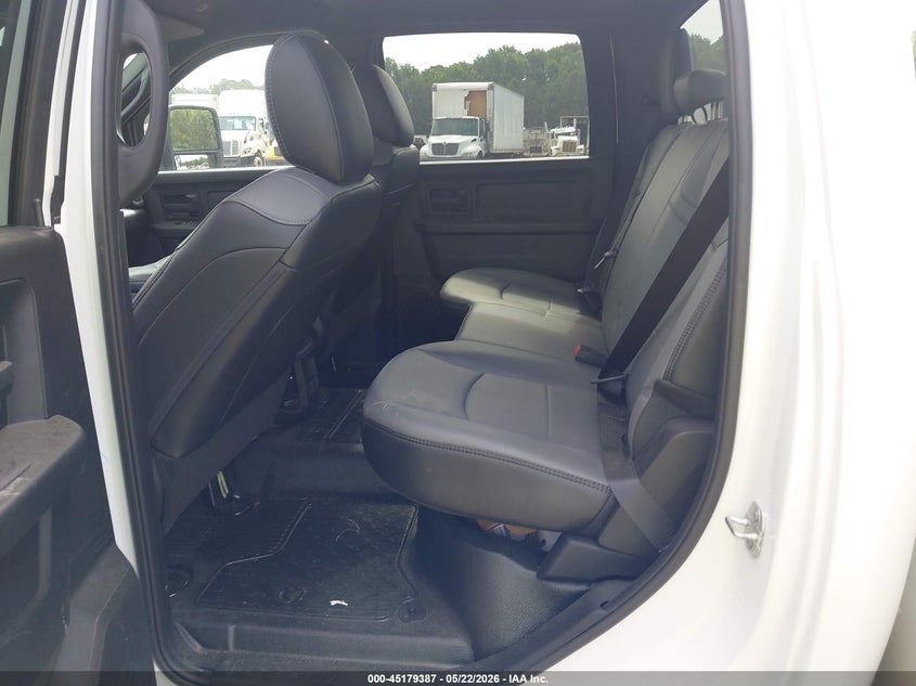 2026 RAM 3500 CHASSIS auction photo 7