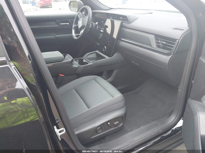 2026 GMC TERRAIN auction photo 5