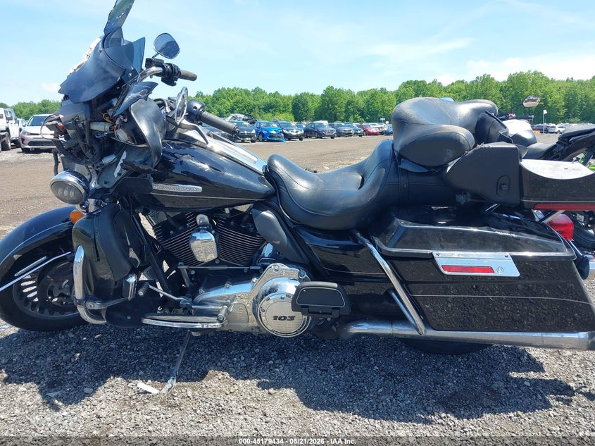 2013 Harley-Davidson Flhtk Electra Glide Ultra Ltd VIN: 1HD1KEM13DB690723 Lot: 45179434