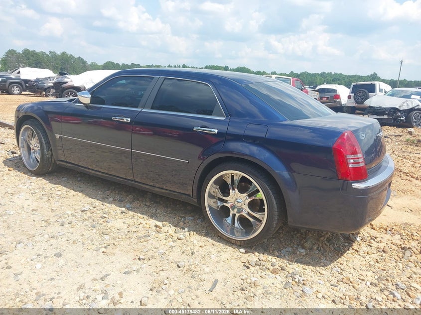 2006 CHRYSLER 300C SEDAN 5.7L V-8 340HP